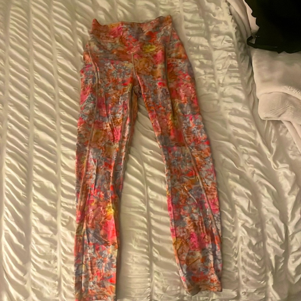 Lululemon Inflorescence Multi Size 4 High Rise Leggings